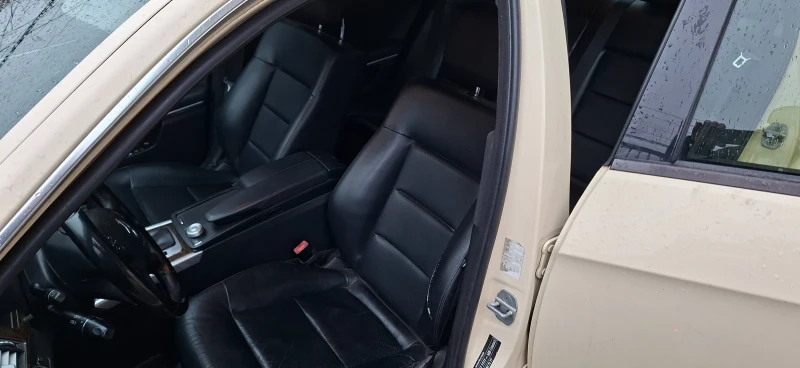 Mercedes-Benz E 200, снимка 8 - Автомобили и джипове - 53100015