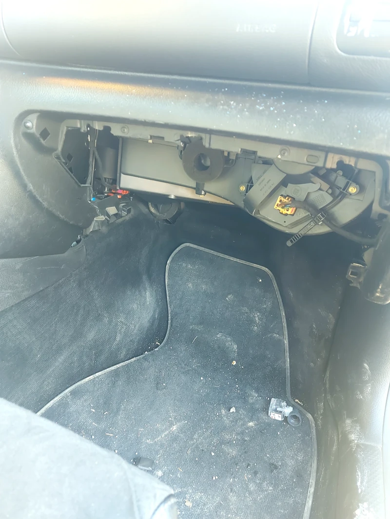 VW Passat, снимка 4 - Автомобили и джипове - 53259625