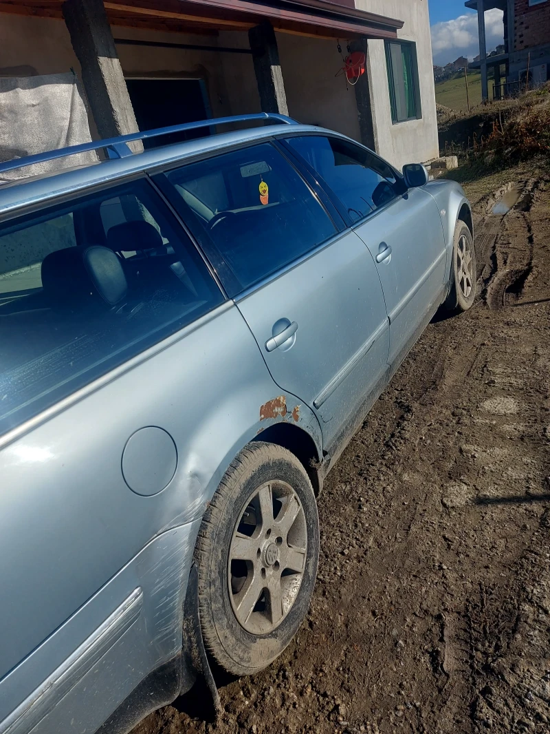 VW Passat, снимка 9 - Автомобили и джипове - 53259625