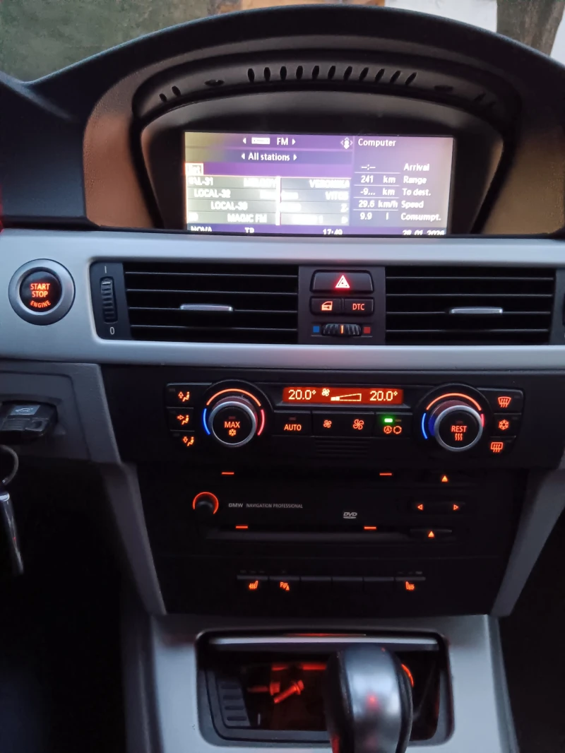 BMW 320, снимка 7 - Автомобили и джипове - 53450944