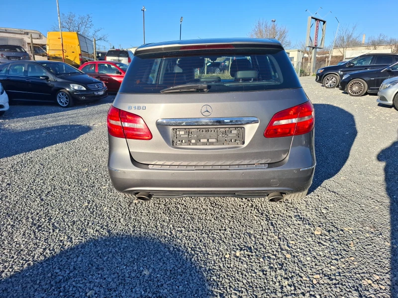 Mercedes-Benz B 180, снимка 4 - Автомобили и джипове - 53555098