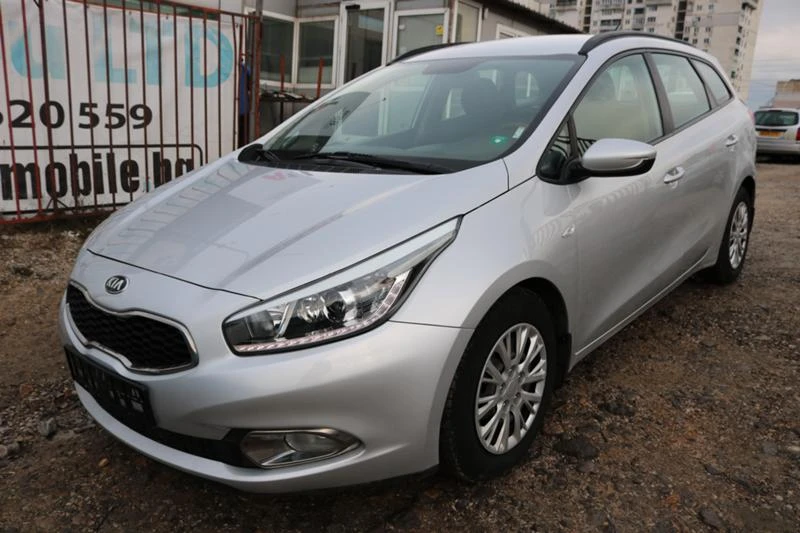 Kia Ceed 1.4 16V, снимка 2 - Автомобили и джипове - 31525597