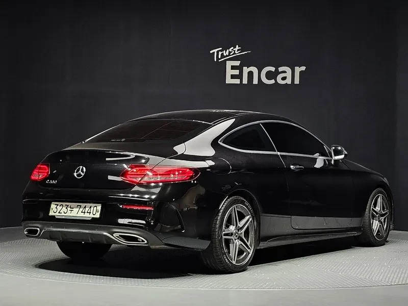 Mercedes-Benz C 200 W205 C200 Coupe, снимка 2 - Автомобили и джипове - 56355997
