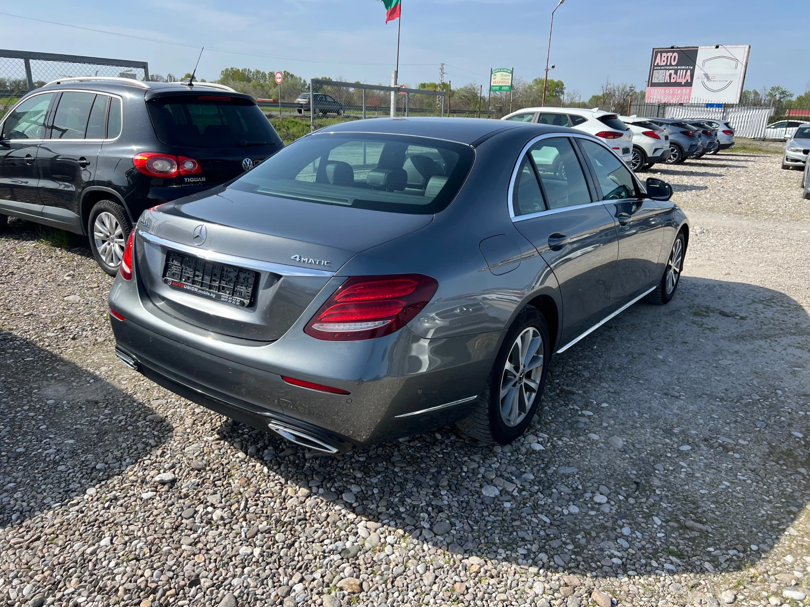 Mercedes-Benz E 220  Exclusive 4 MATIC - изображение 6