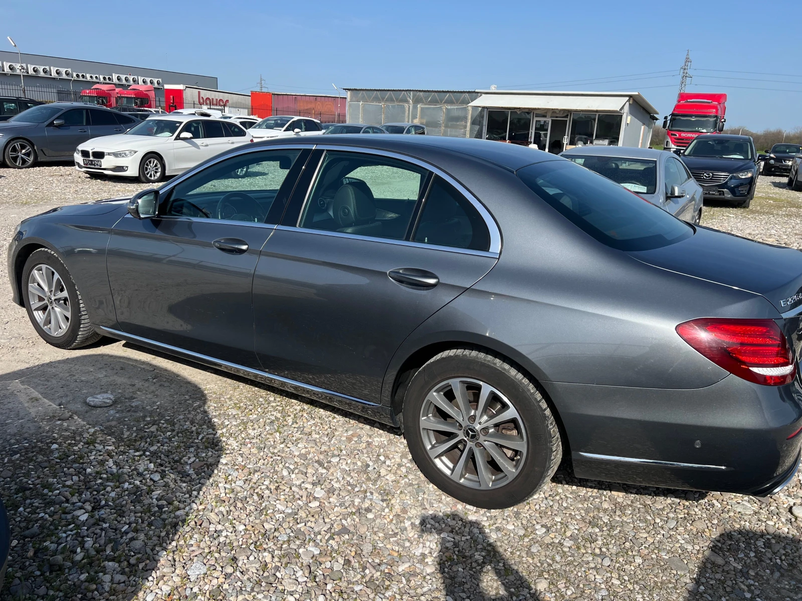 Mercedes-Benz E 220  Exclusive 4 MATIC - изображение 9