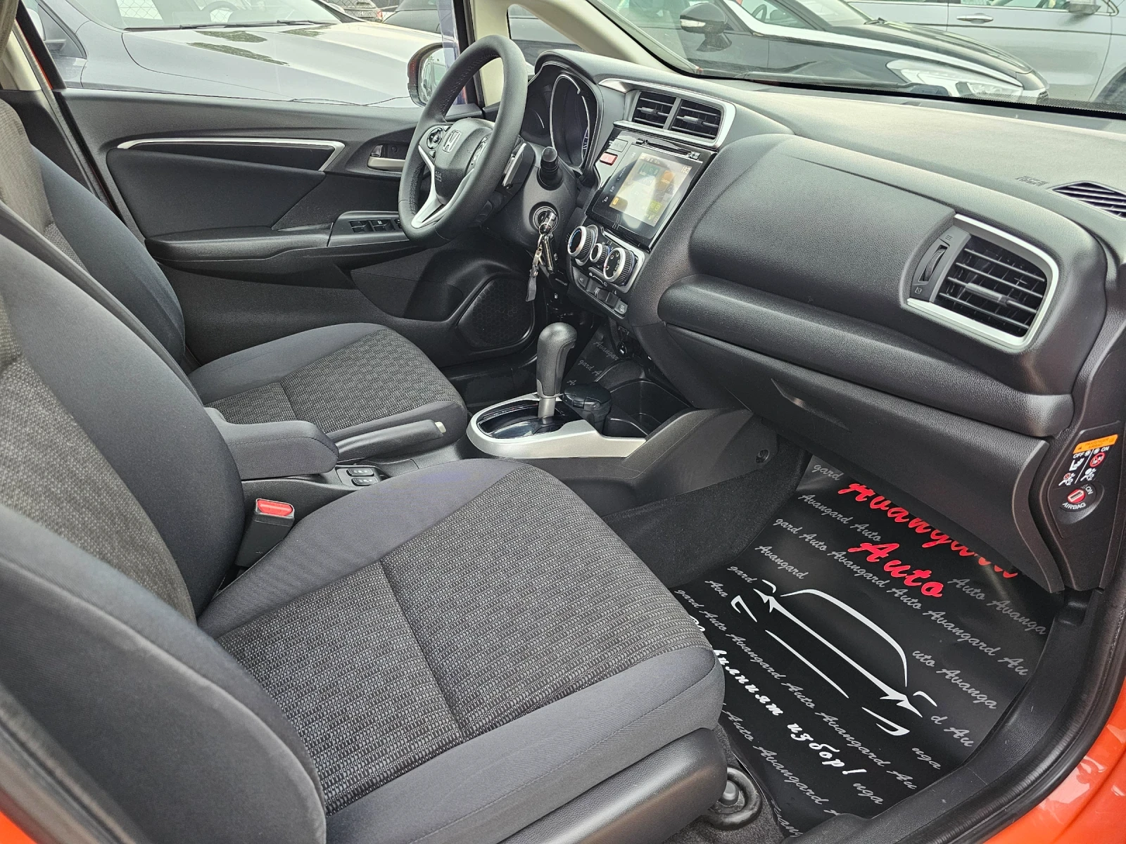 Honda Jazz 1.3i, АВТОМАТИК  - изображение 9