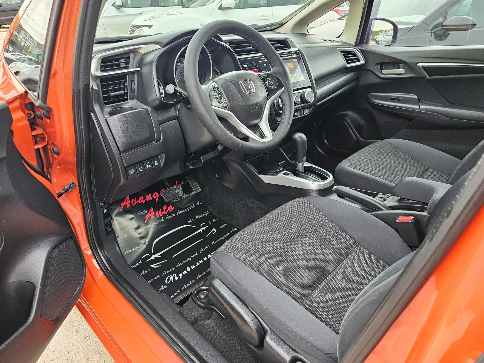 Honda Jazz 1.3i, АВТОМАТИК  - изображение 8
