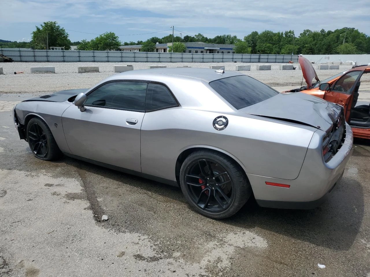 Dodge Challenger SRT HELLCAT 707hp/КОЖА/РЪЧКА/АВТОКРЕДИТ - изображение 4