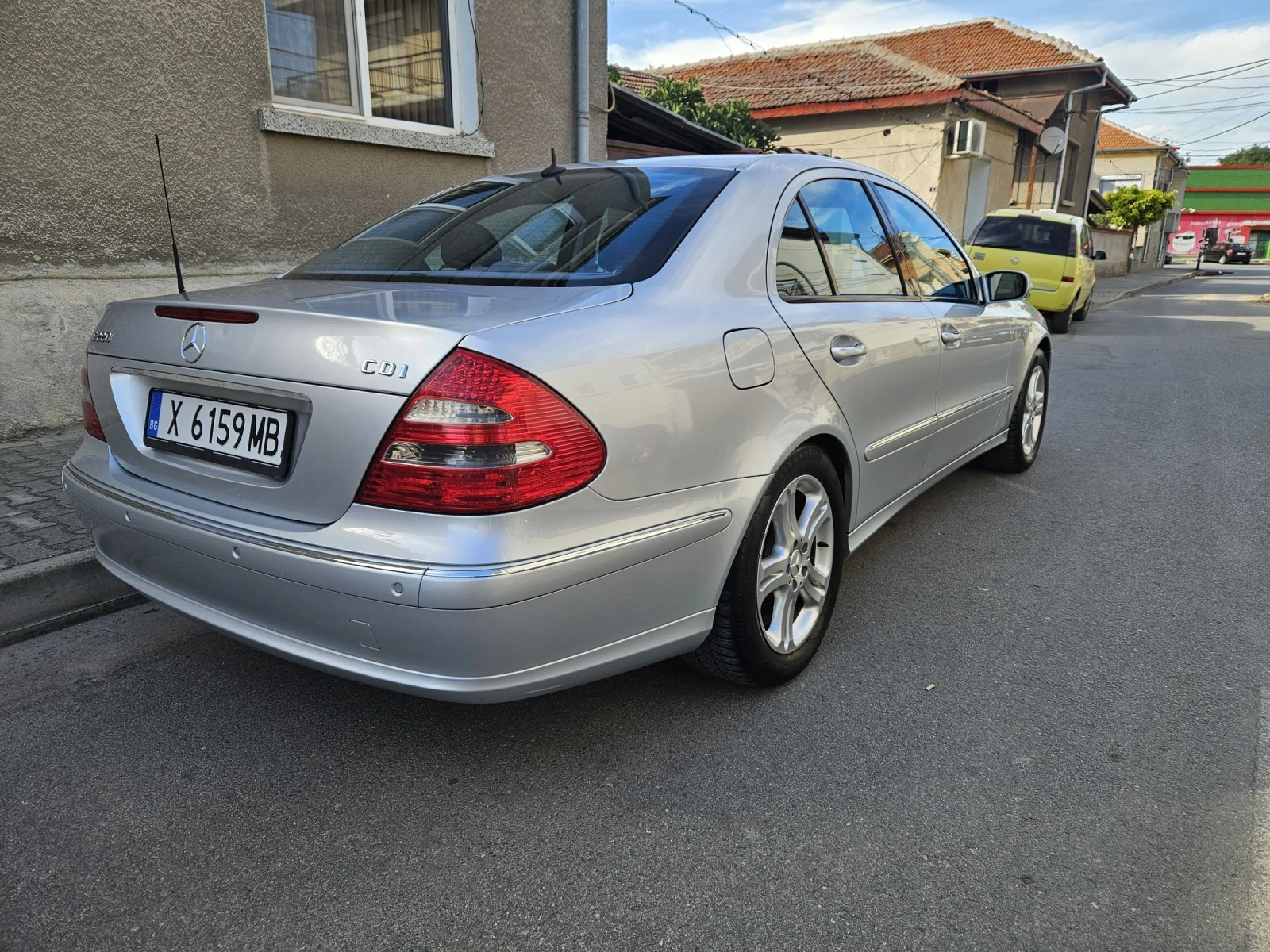 Mercedes-Benz E 220 Cdi - изображение 5