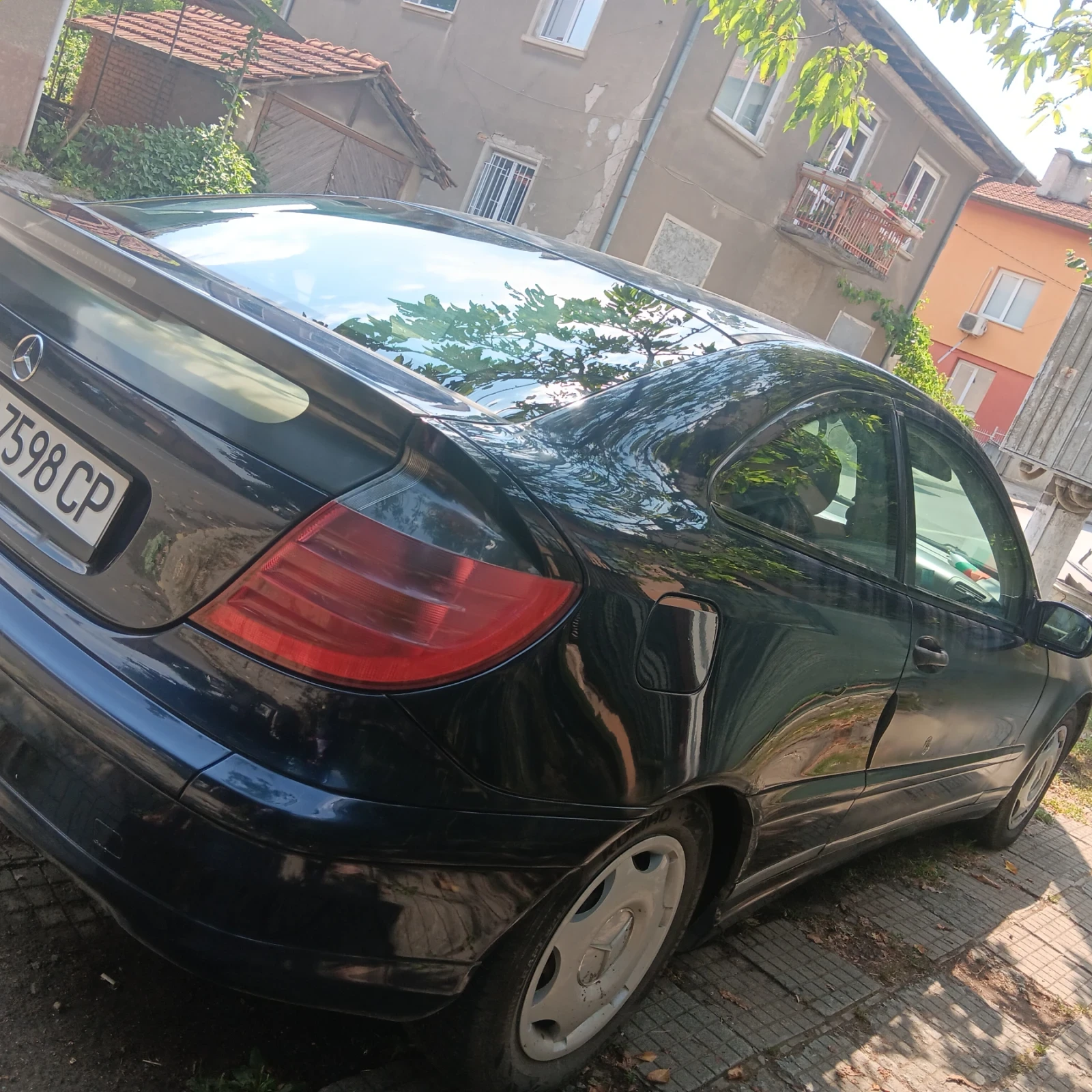 Mercedes-Benz 220  - изображение 2
