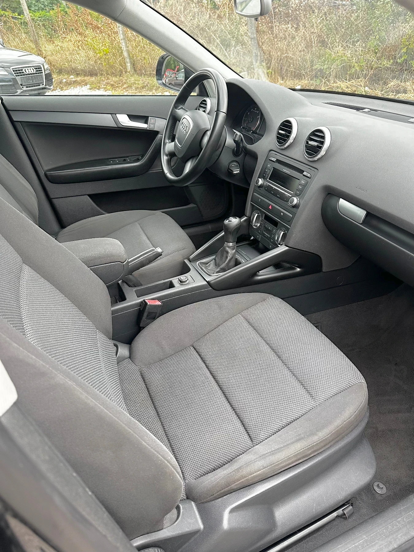 Audi A3 1.6i FACELIFT - изображение 10
