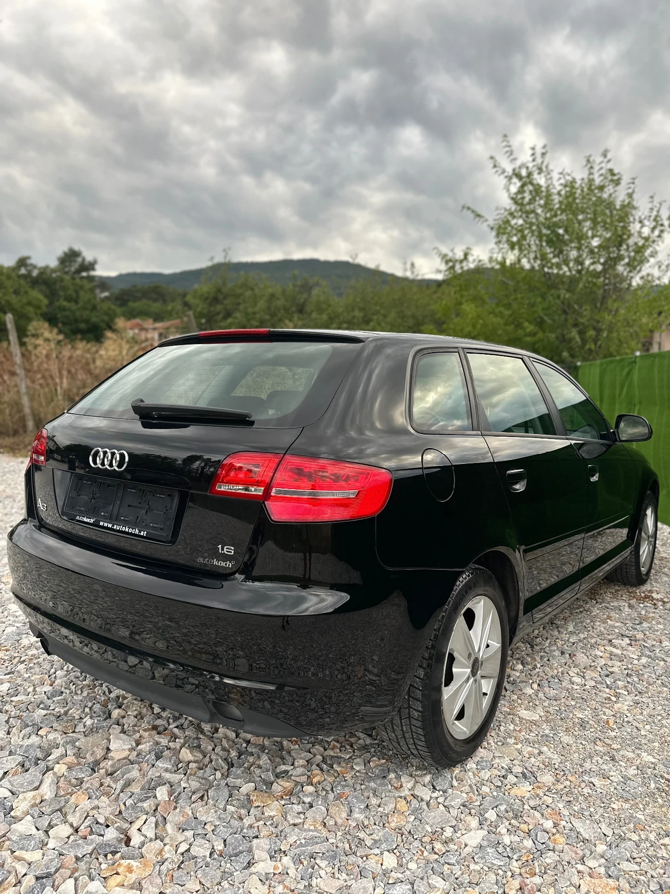 Audi A3 1.6i FACELIFT - изображение 6