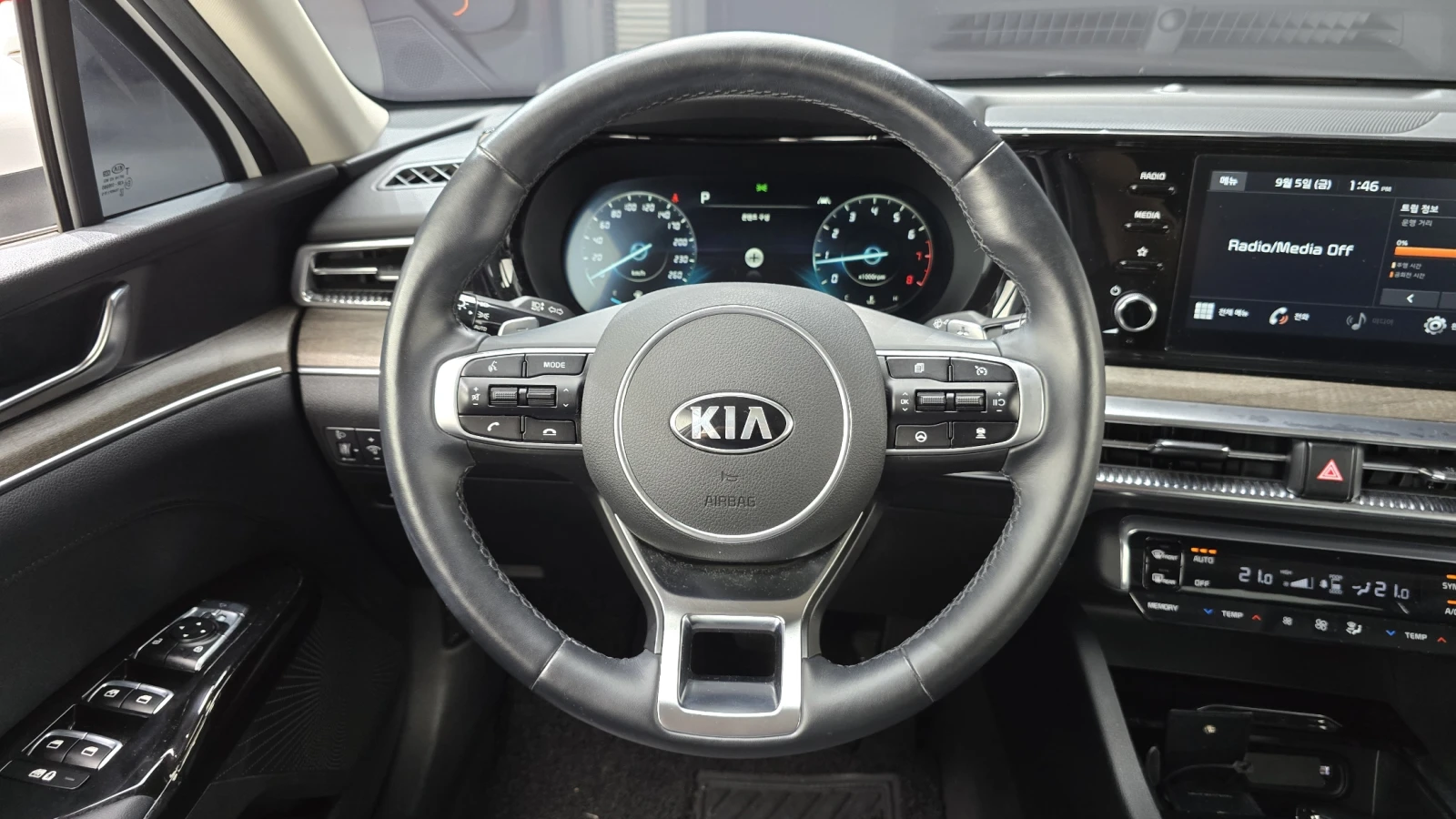 Kia K5 2.0LPI NOBLESSE | Mobile.bg   12