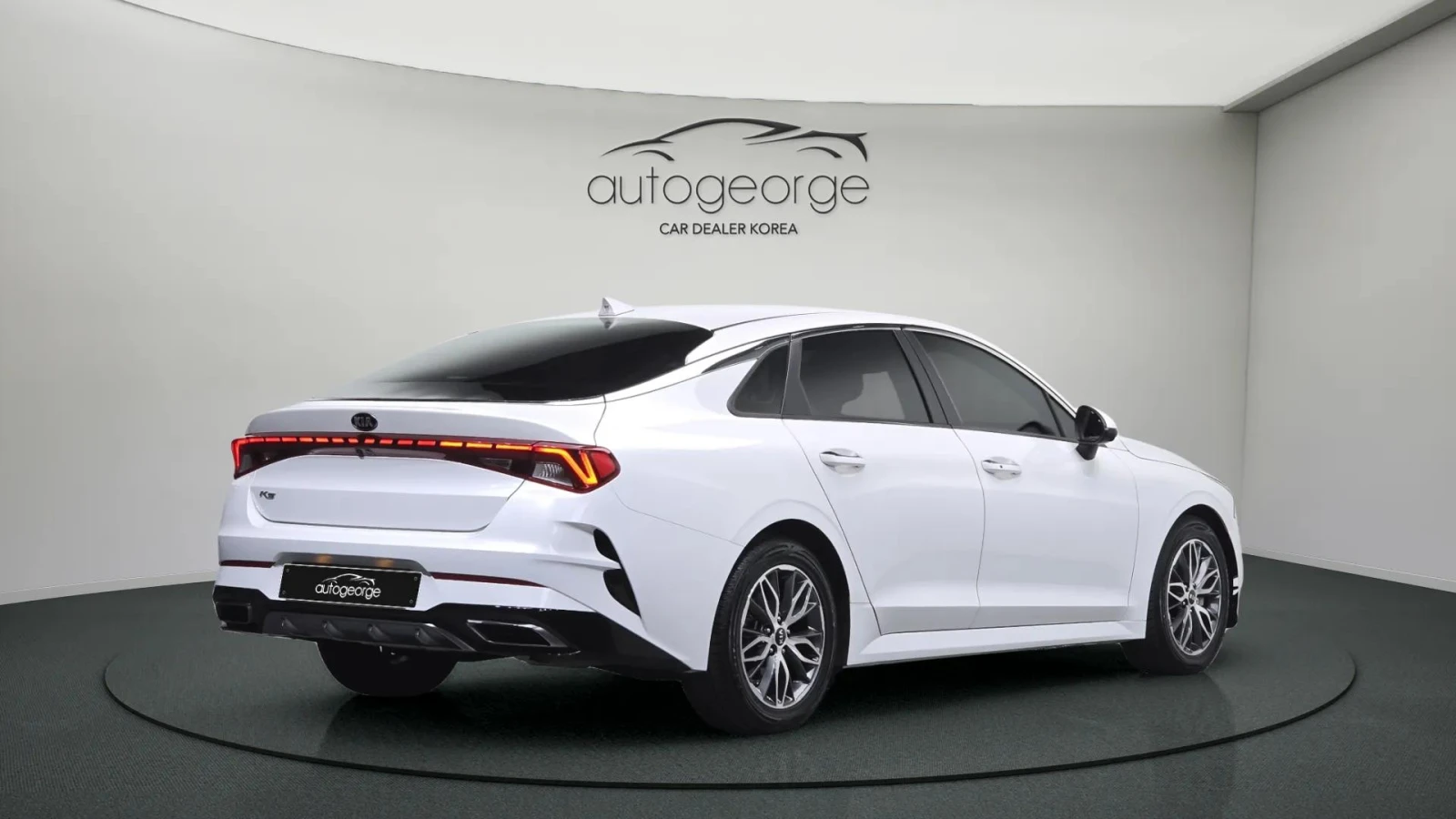 Kia K5 2.0LPI NOBLESSE | Mobile.bg   2