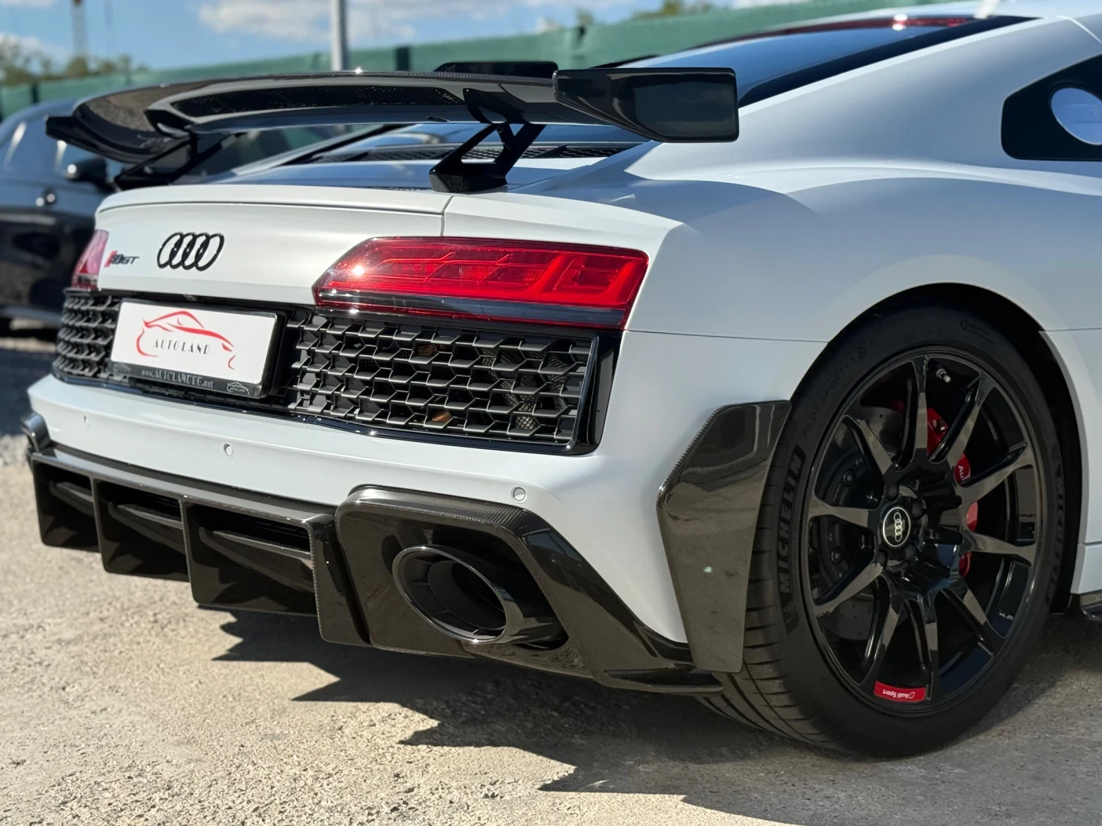 Audi R8 GT 1-333/KEYLESS/NAVI/LED/СОБСТВЕН ЛИЗИНГ - изображение 2