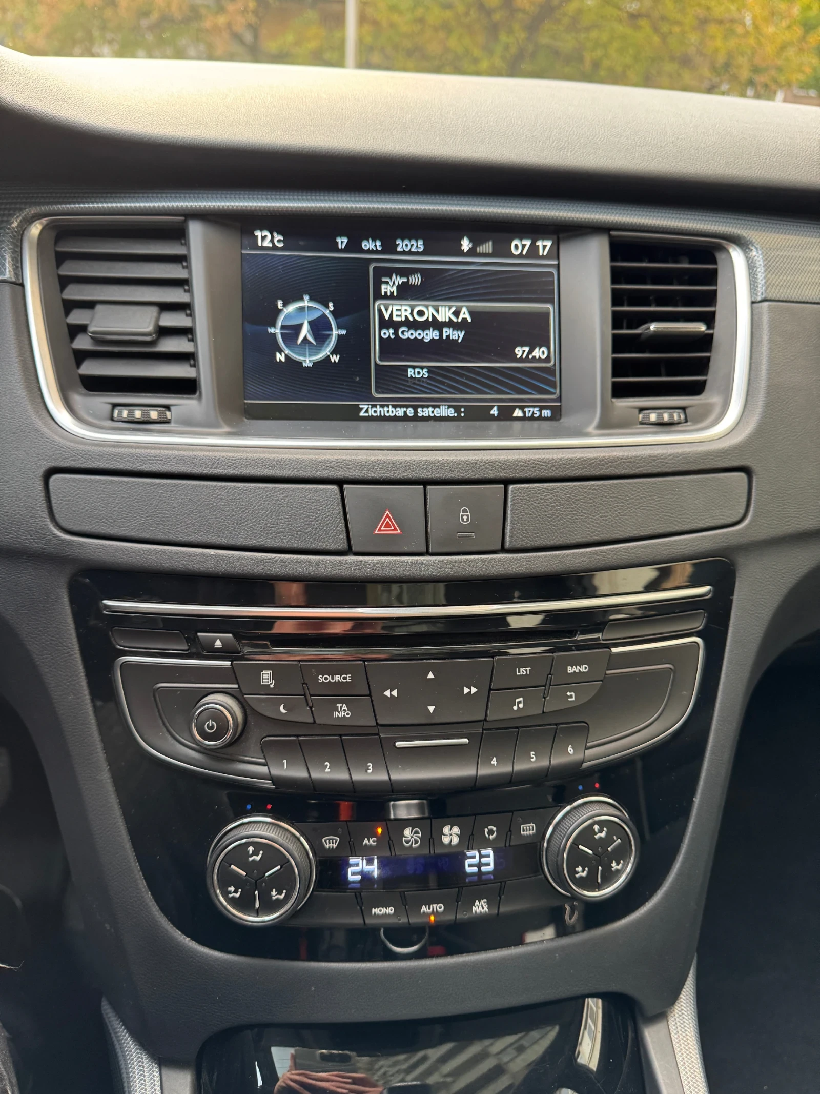 Peugeot 508 1.6 HDI PANO - изображение 10