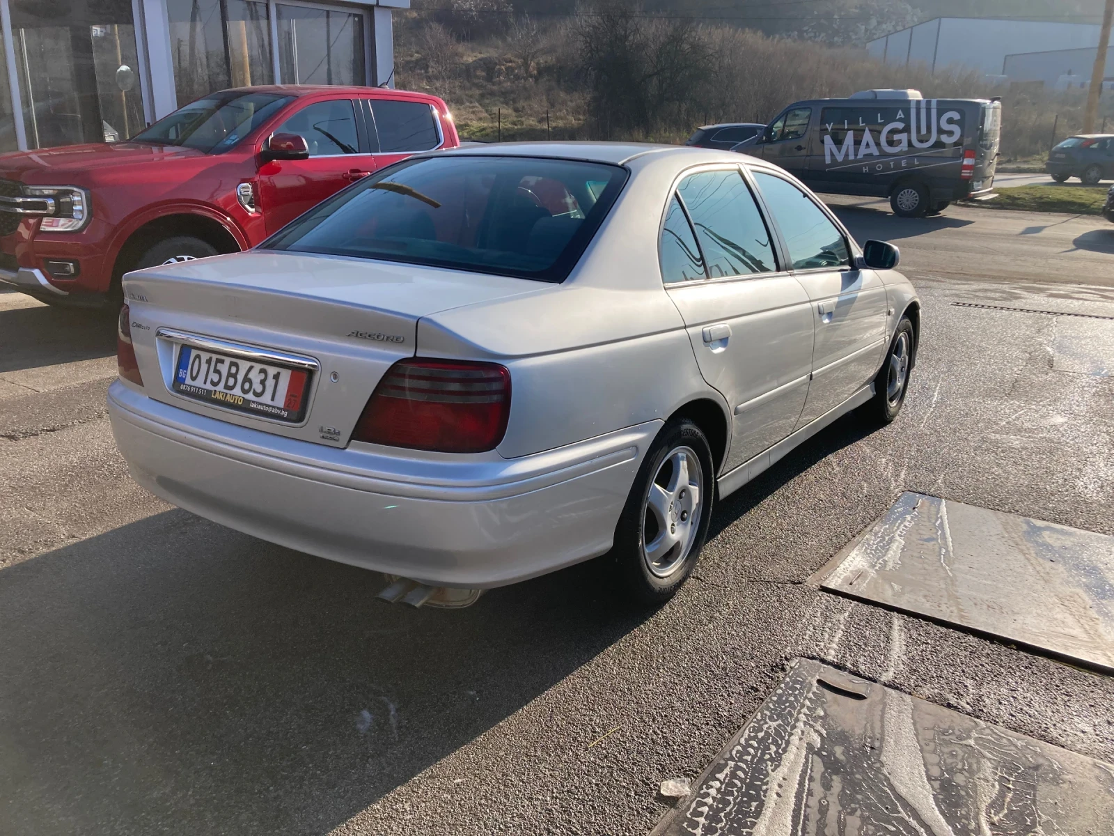 Honda Accord 1.8 is 136 ks KLIMA 330000 - изображение 3