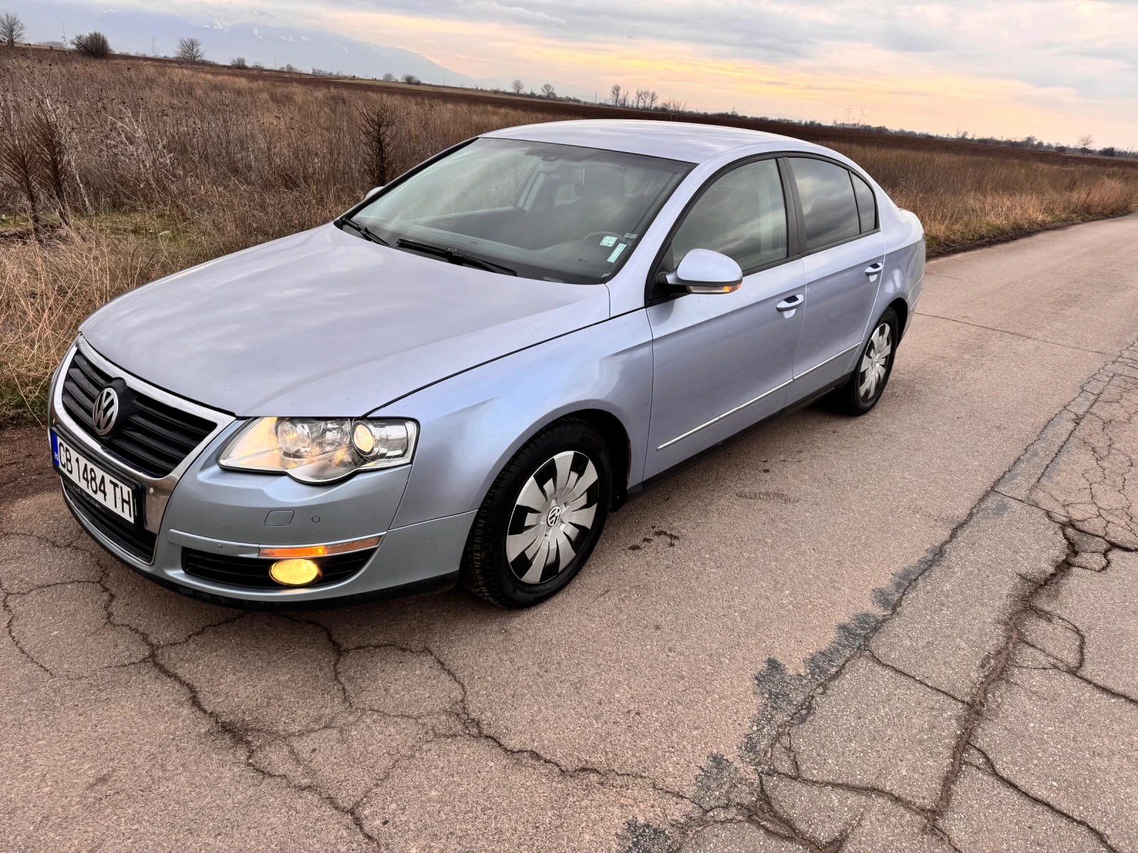 VW Passat Седан Теглич Навигация - изображение 9