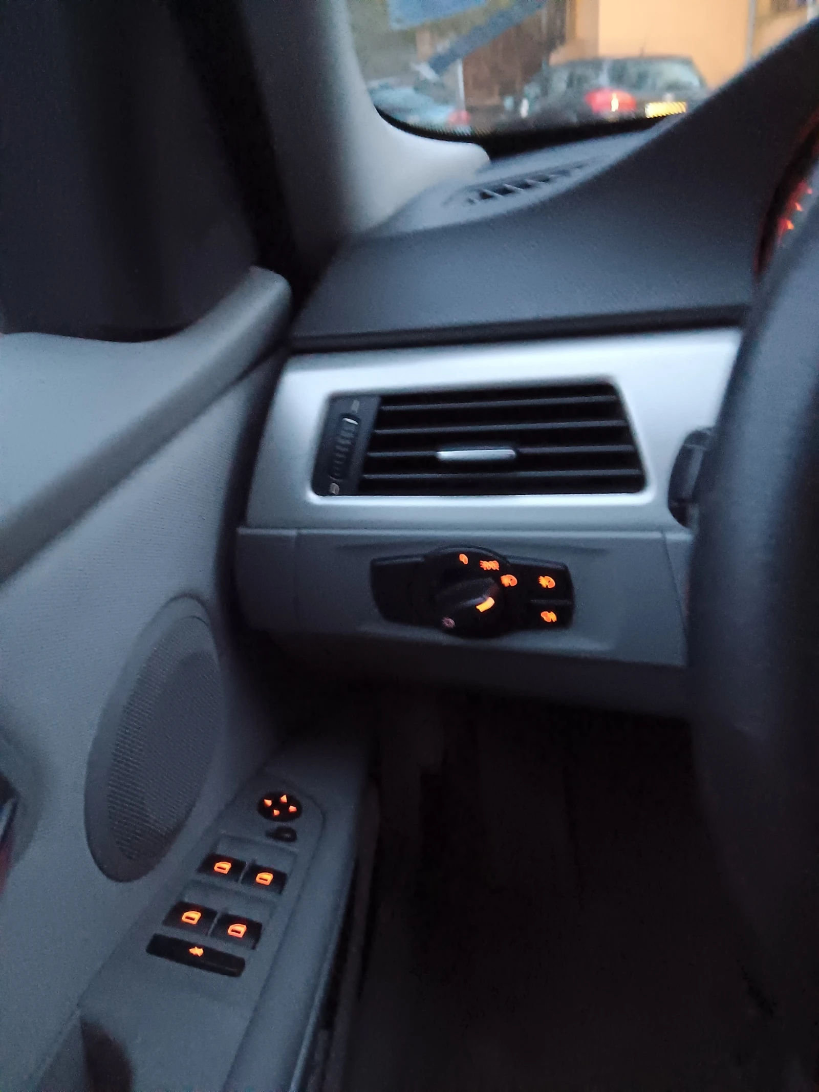 BMW 320  - изображение 8