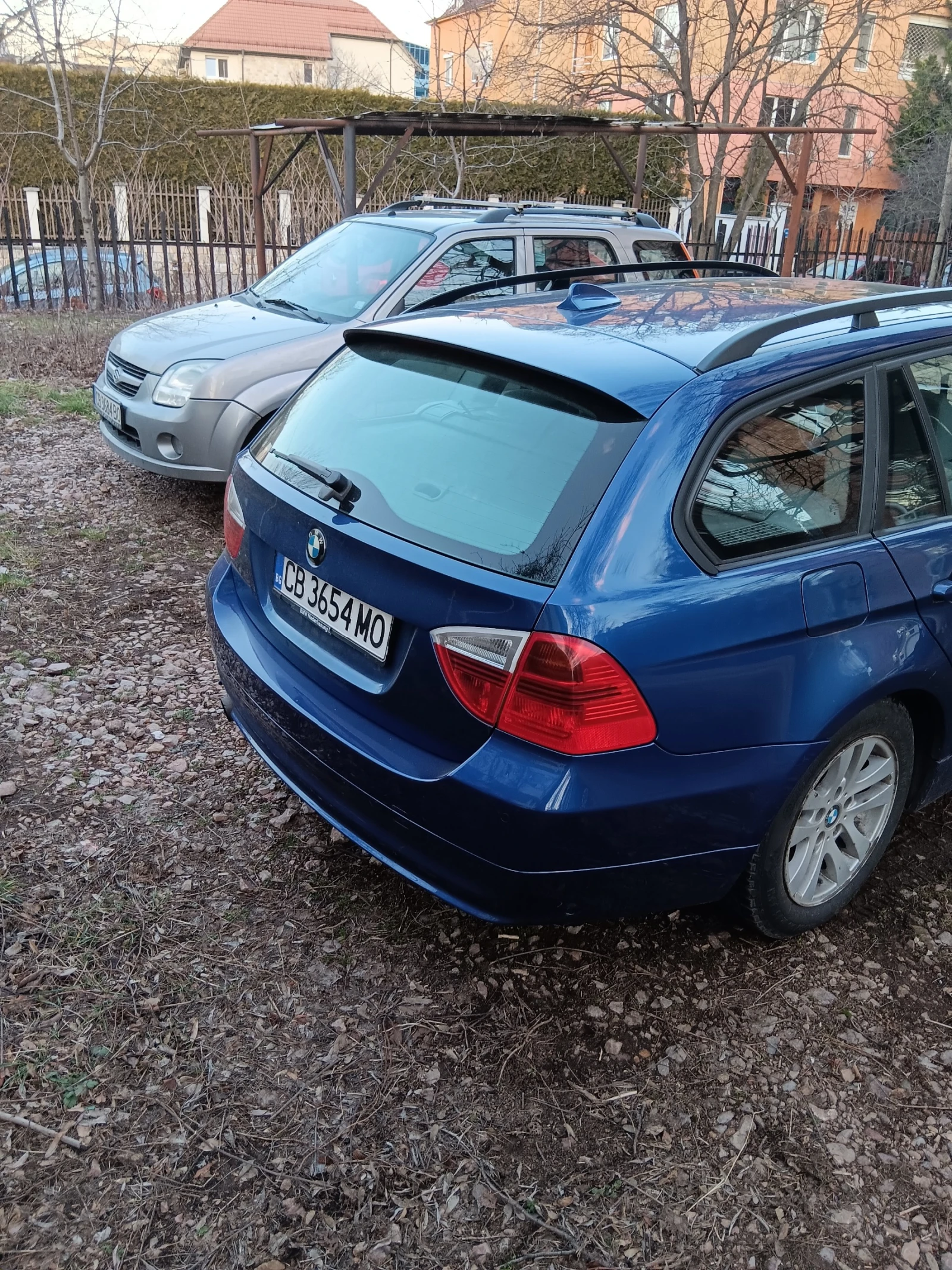 BMW 320  - изображение 5