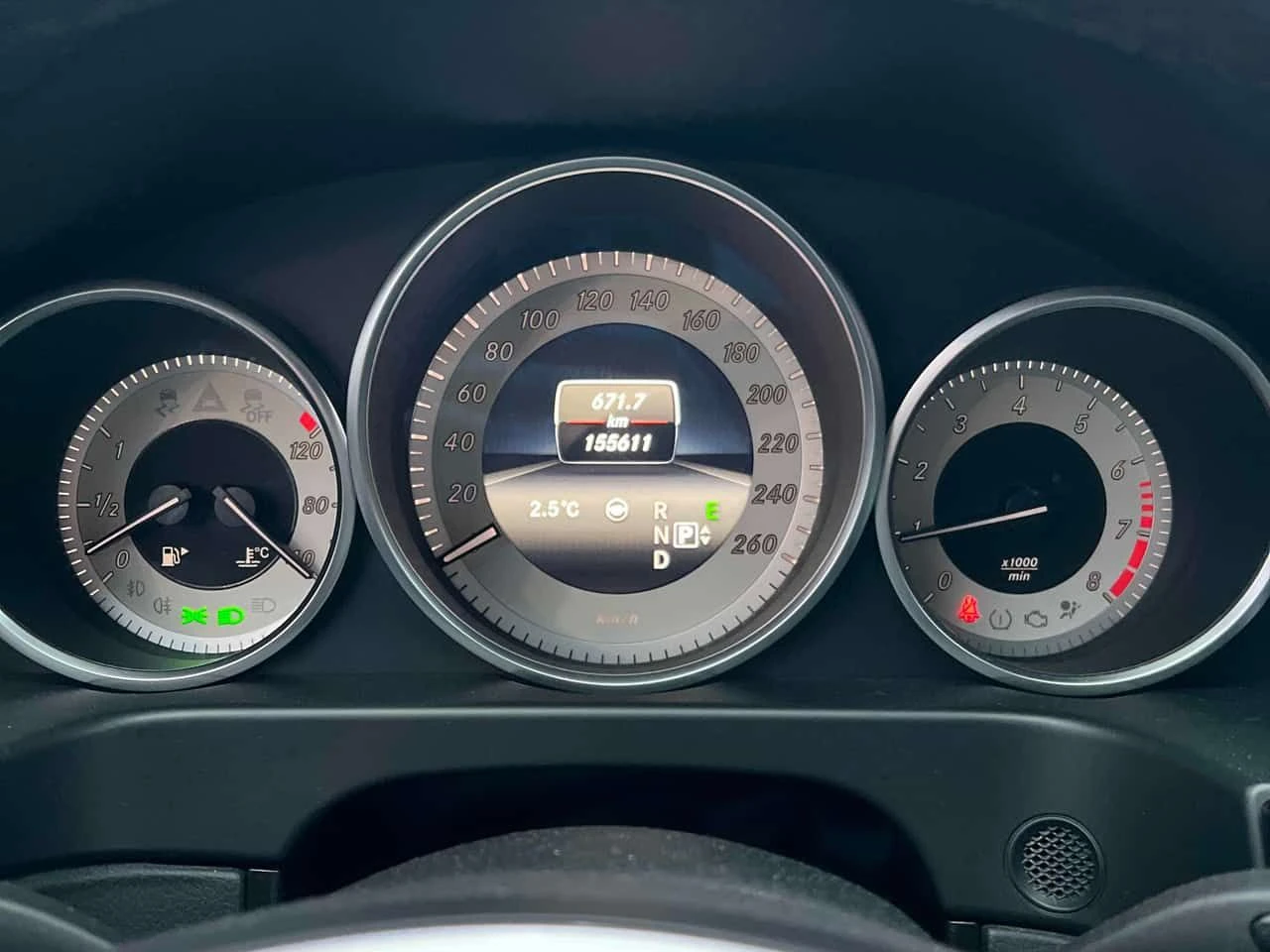 Mercedes-Benz E 400 * CARFAX * ЦЕНА ДО БГ, снимка 15 - Автомобили и джипове - 53725828