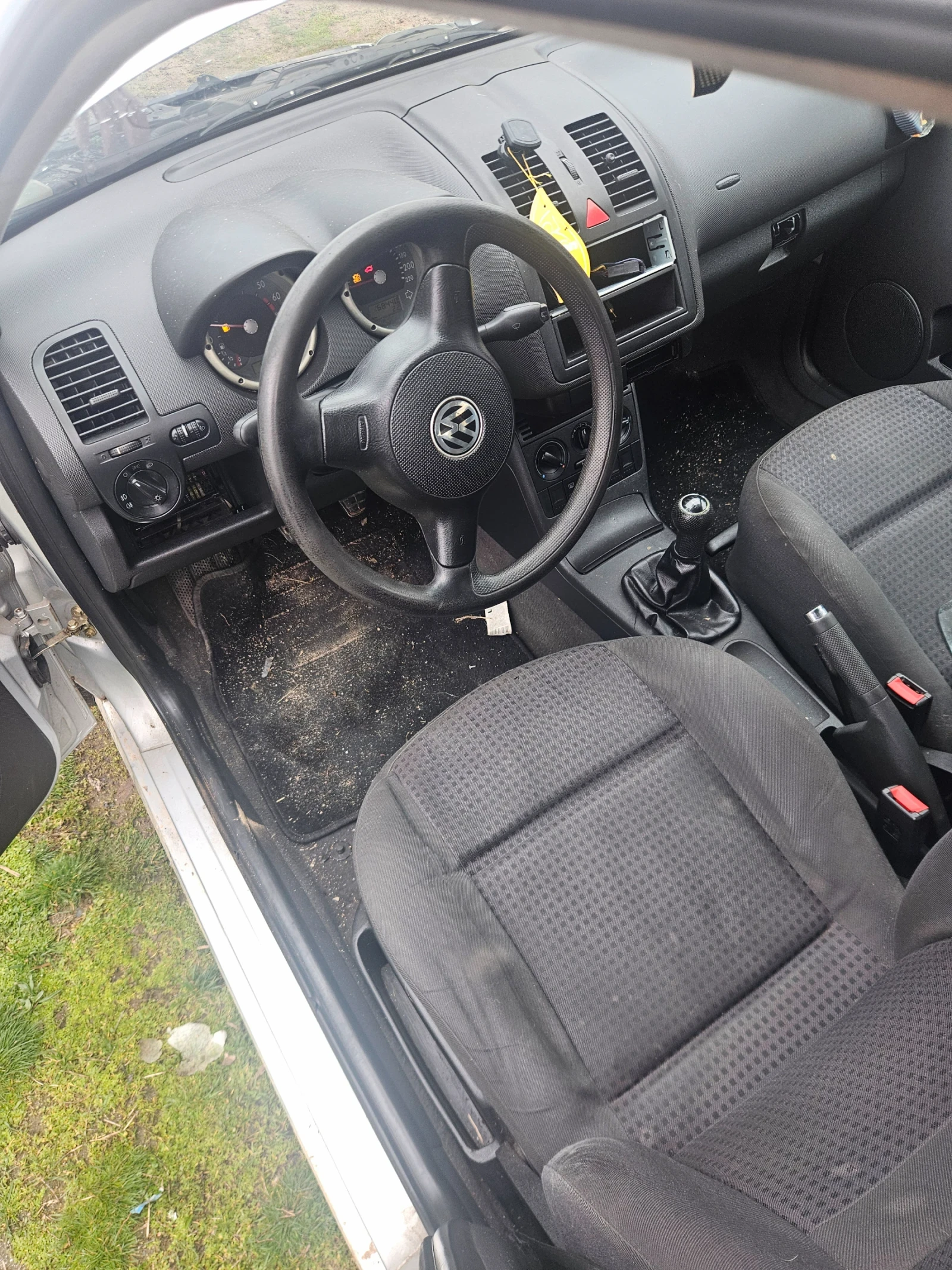 VW Polo 1.4/75ks, снимка 7 - Автомобили и джипове - 54019865