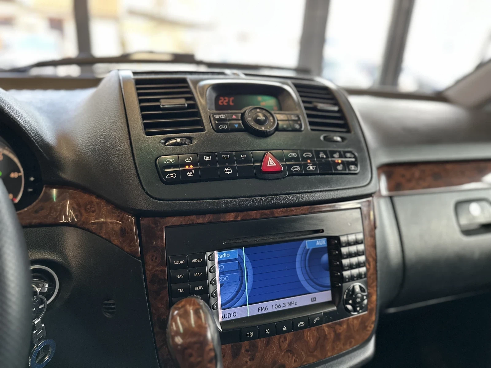 Mercedes-Benz Viano CDI* TV* Лизинг* Подгрев, снимка 13 - Автомобили и джипове - 54082499