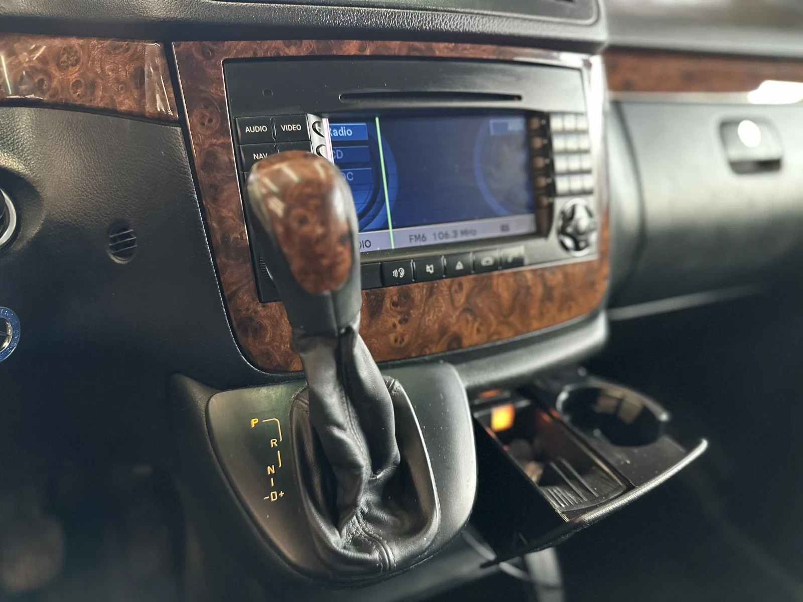 Mercedes-Benz Viano CDI* TV* Лизинг* Подгрев, снимка 12 - Автомобили и джипове - 54082499