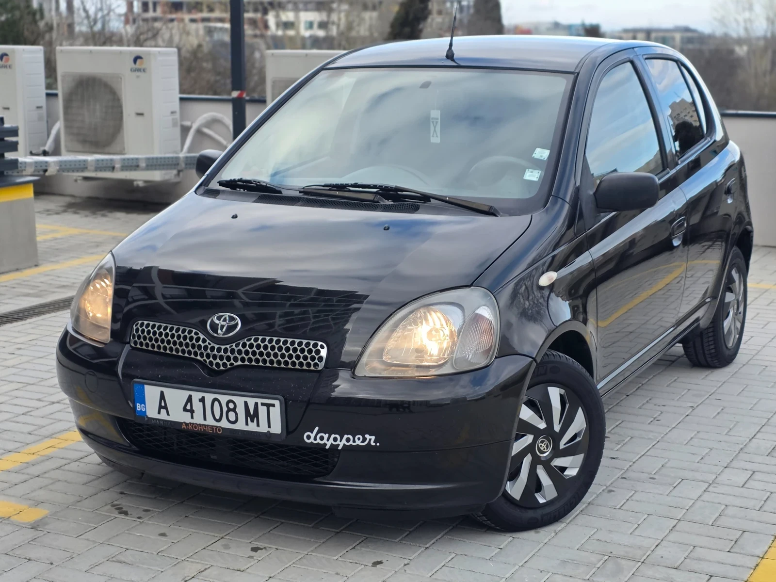 Toyota Yaris 1.1 VVT-I 