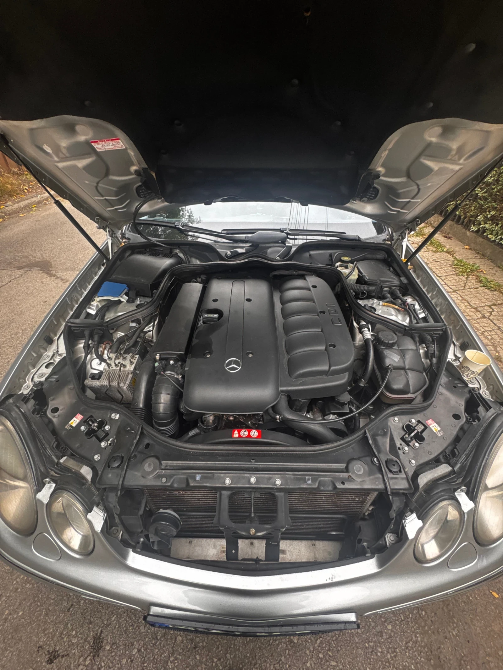 Mercedes-Benz E 280, снимка 12 - Автомобили и джипове - 54168459