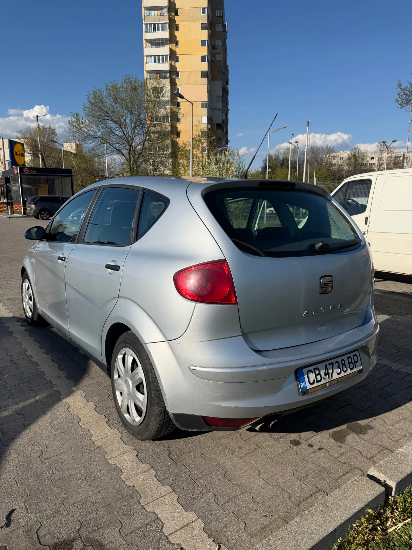 Seat Altea 1.9tdi, снимка 5 - Автомобили и джипове - 54248423