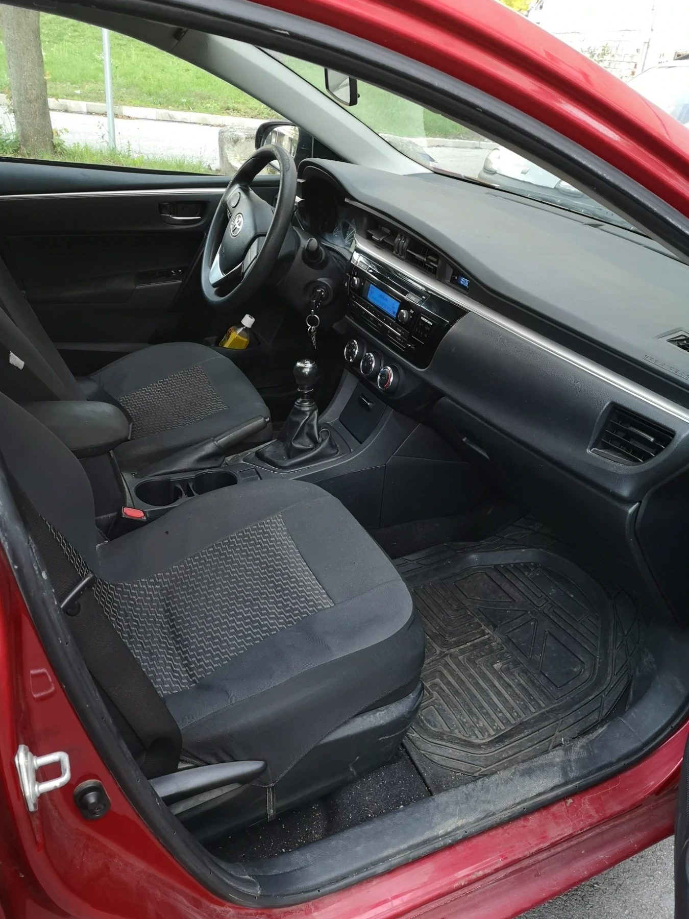 Toyota Corolla, снимка 8 - Автомобили и джипове - 54337945