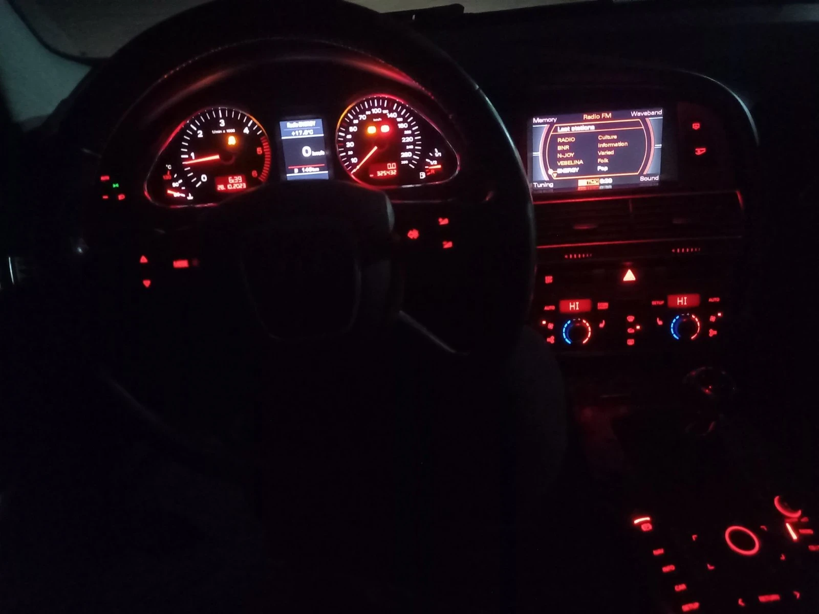 Audi A6, снимка 2 - Автомобили и джипове - 54491656