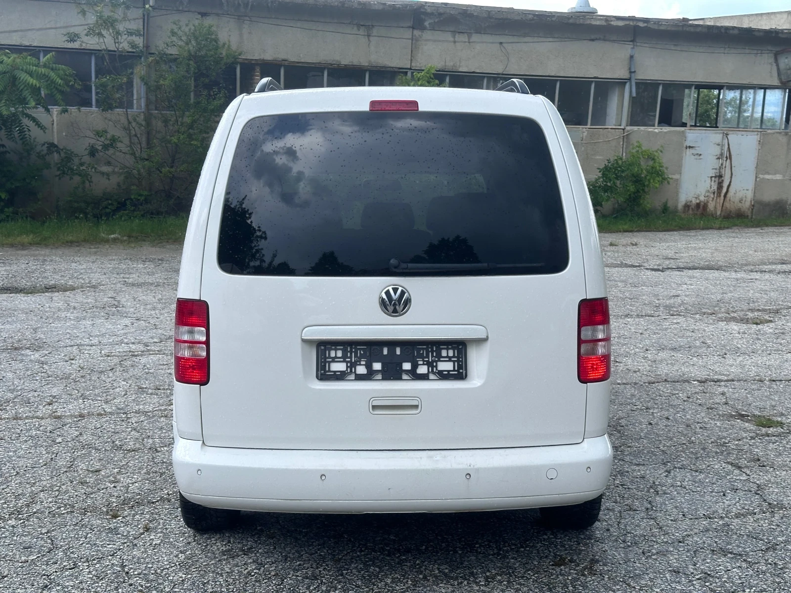 VW Caddy MAXI* 1.6TDI* DSG* НЕМСКА* НОВ ВНОС!, снимка 5 - Автомобили и джипове - 54824348