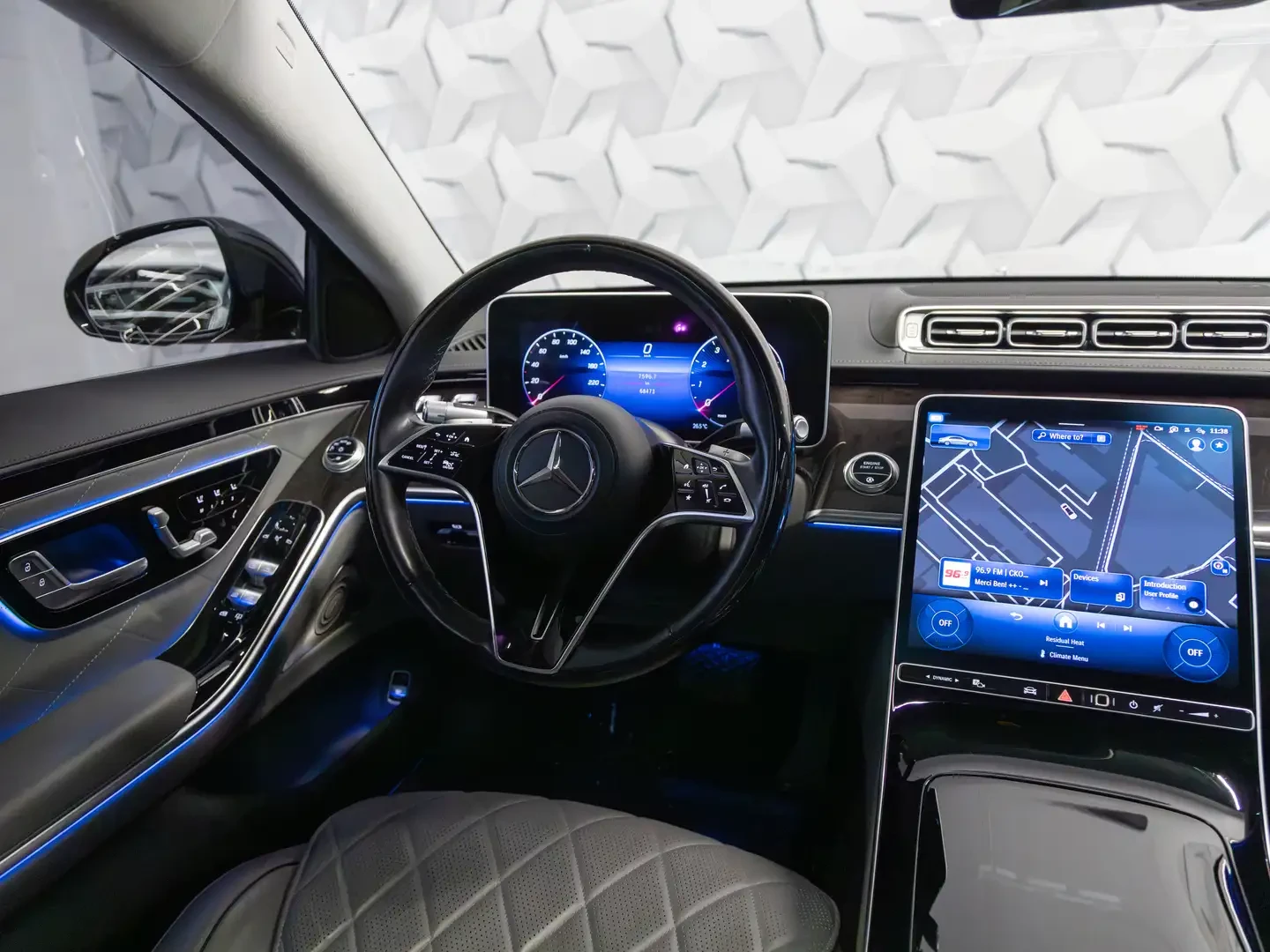 Mercedes-Benz S 580, снимка 13 - Автомобили и джипове - 54837195