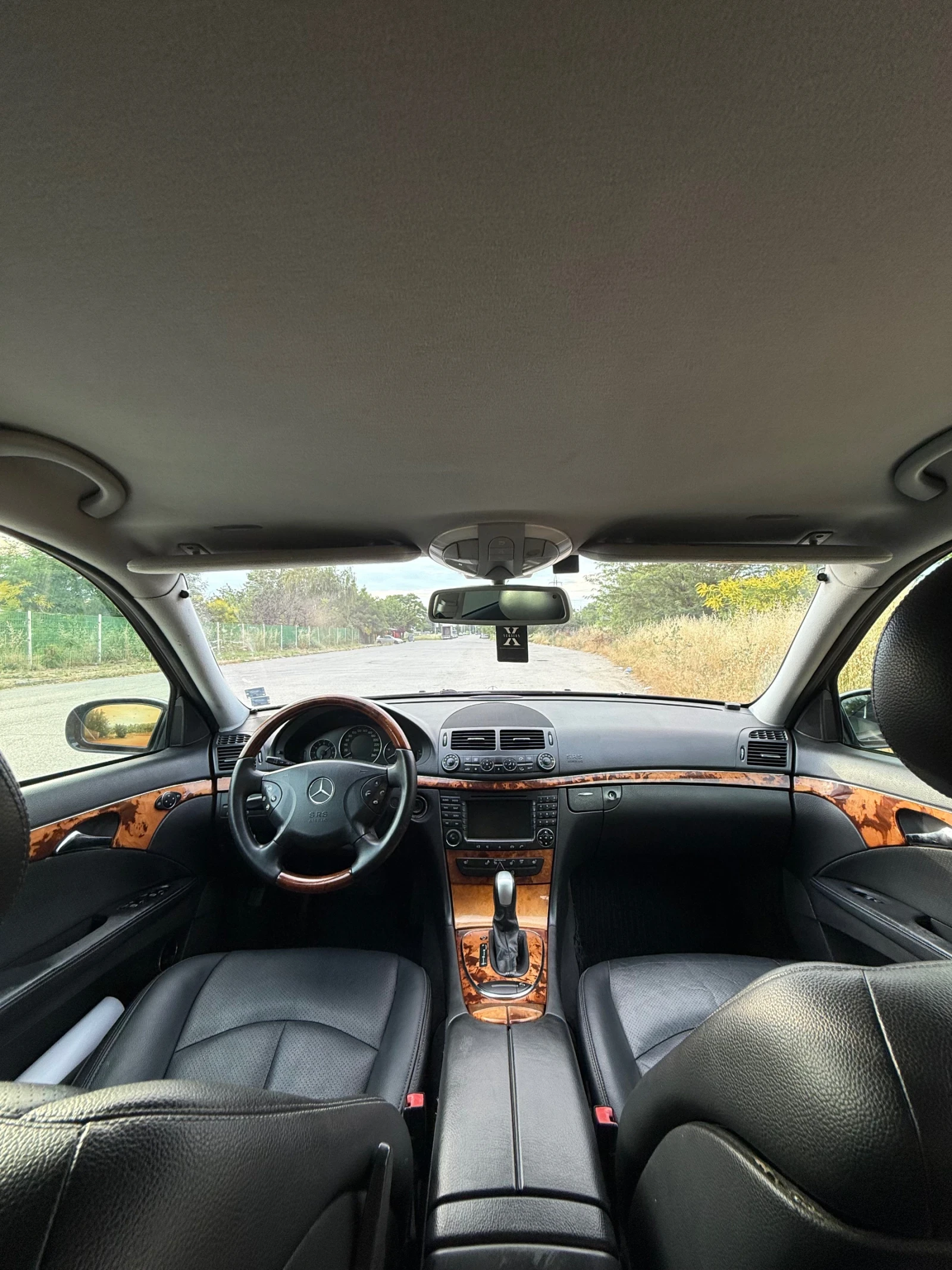 Mercedes-Benz E 280, снимка 9 - Автомобили и джипове - 55052481
