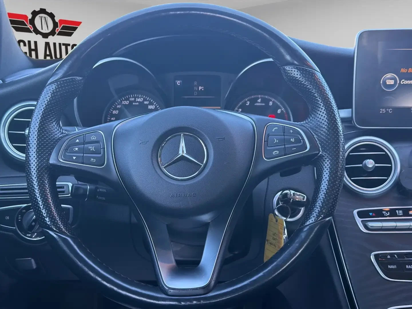 Mercedes-Benz C 300 4MATIC/AMG LINE/PANORAMA/360CAM/BURMESTER, снимка 12 - Автомобили и джипове - 55265989