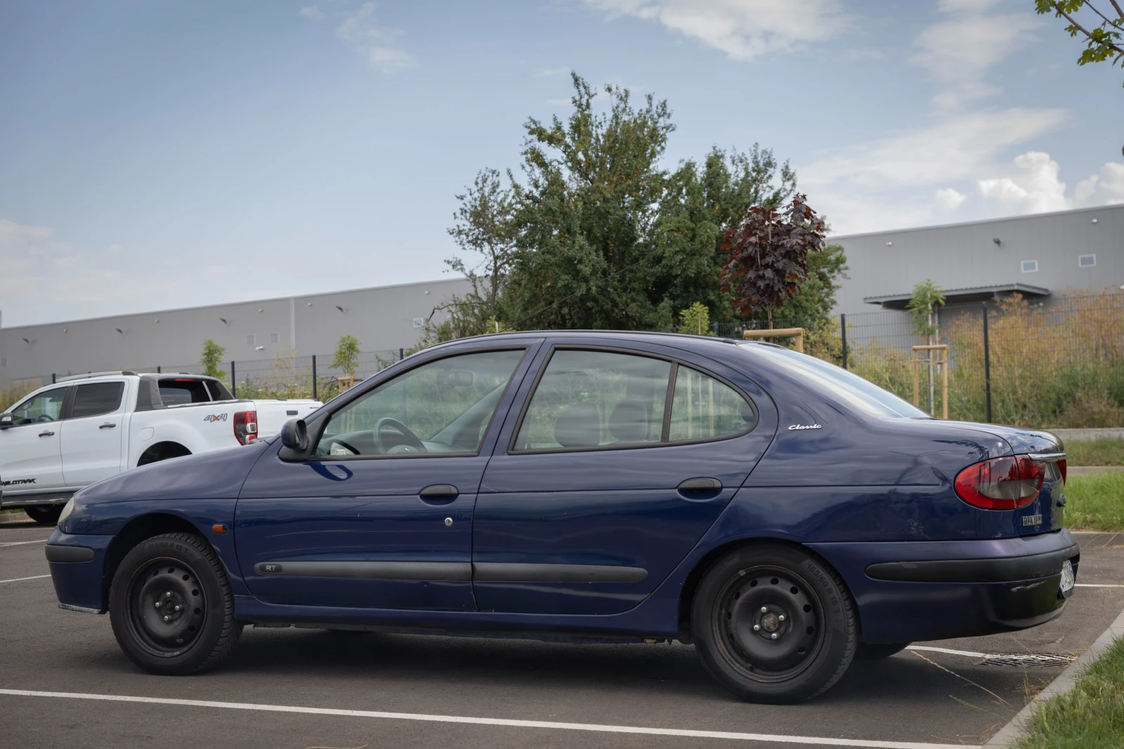 Renault Megane Classic, снимка 6 - Автомобили и джипове - 55343175