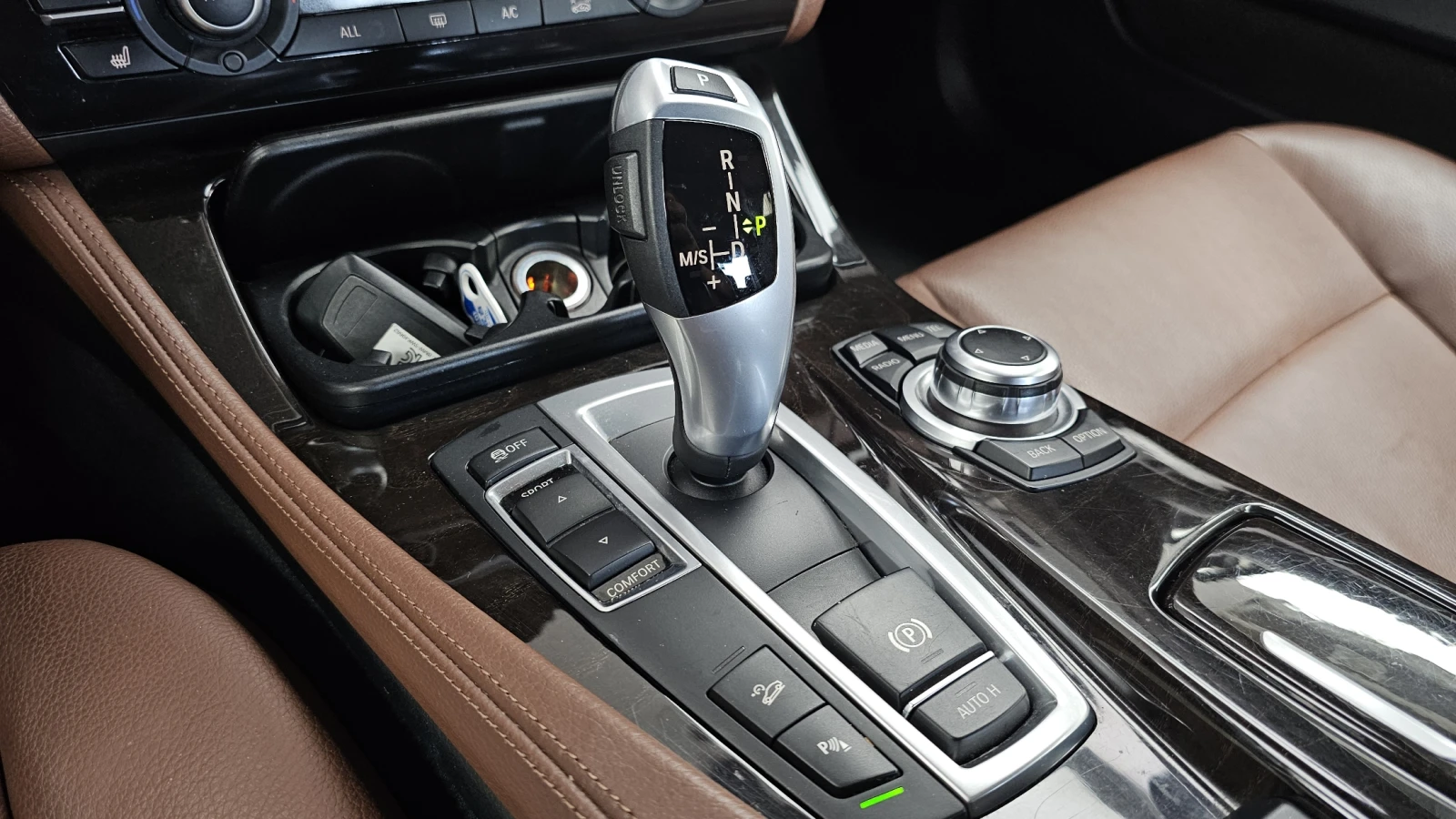 BMW 525 D Xdrive, снимка 12 - Автомобили и джипове - 55405453