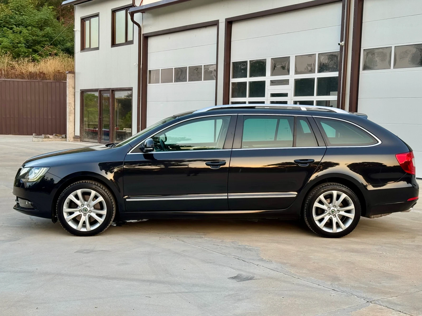 Skoda Superb * 2.0TDI* 170ks* DSG* FULL* LED* TOP* , снимка 4 - Автомобили и джипове - 55649118