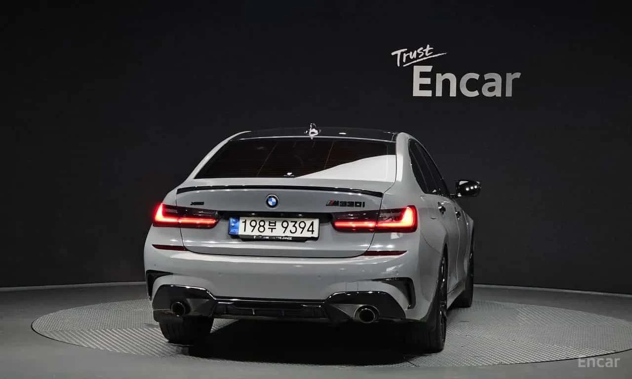 BMW 330 * 330i M Sport * ЦЕНА ДО БГ, снимка 4 - Автомобили и джипове - 55708992