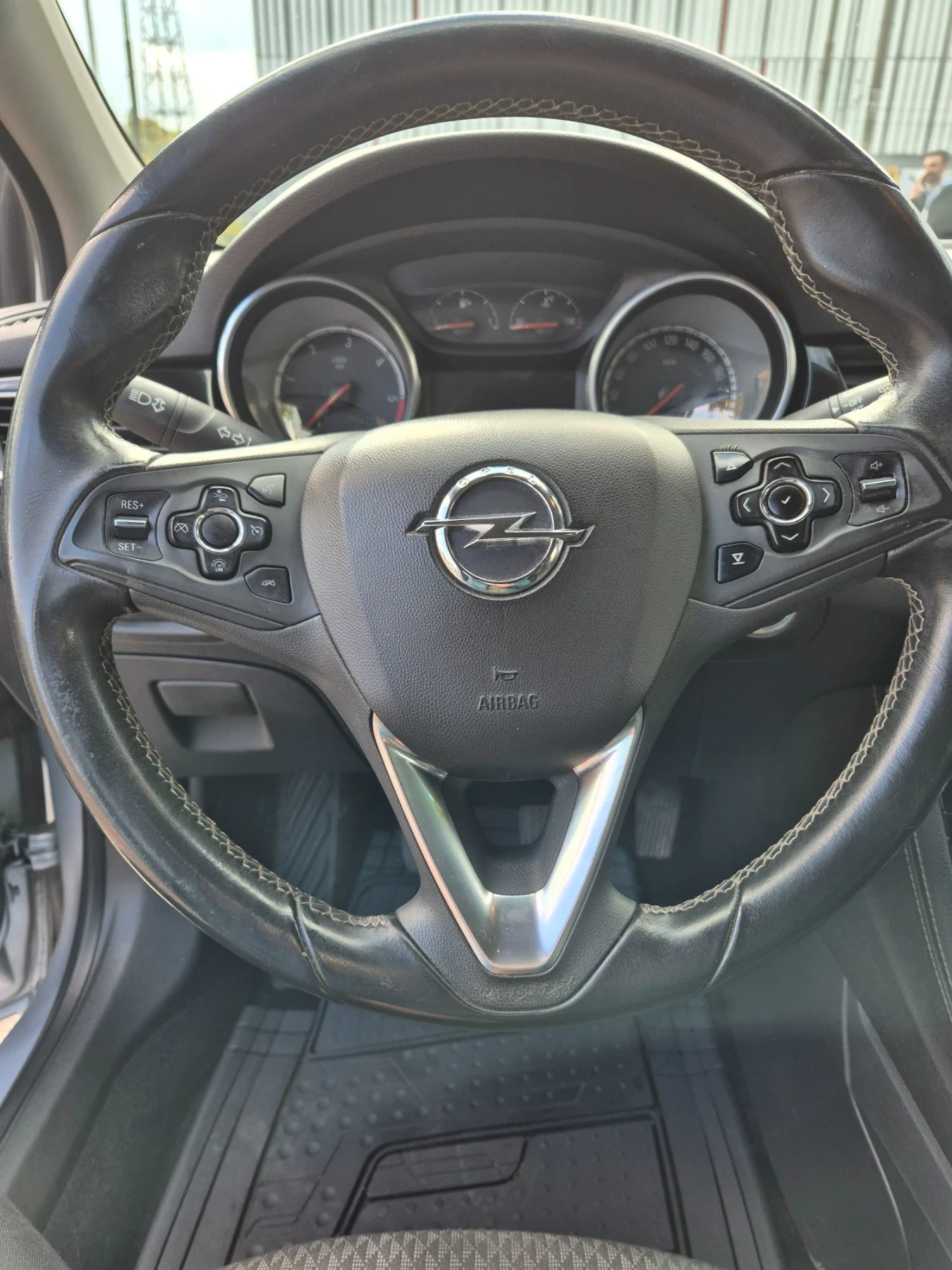 Opel Astra, снимка 15 - Автомобили и джипове - 56542949
