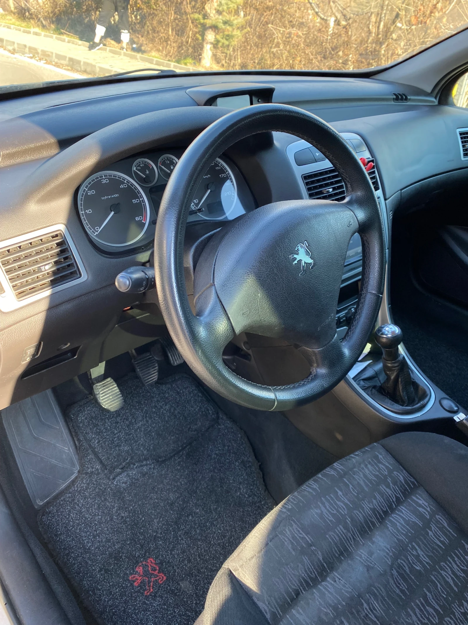 Peugeot 307 2.0HDI, снимка 6 - Автомобили и джипове - 56663232