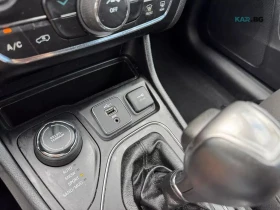 Jeep Cherokee North * 4WD * АвтоКредит * (ЦЕНА ДО БГ), снимка 13