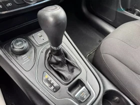 Jeep Cherokee North * 4WD * АвтоКредит * (ЦЕНА ДО БГ), снимка 12