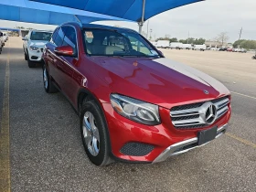 Mercedes-Benz GLC 300 4MATIC/BURMESTER/PANO/KEYLESS/NAVI/LANE ASSIST, снимка 2