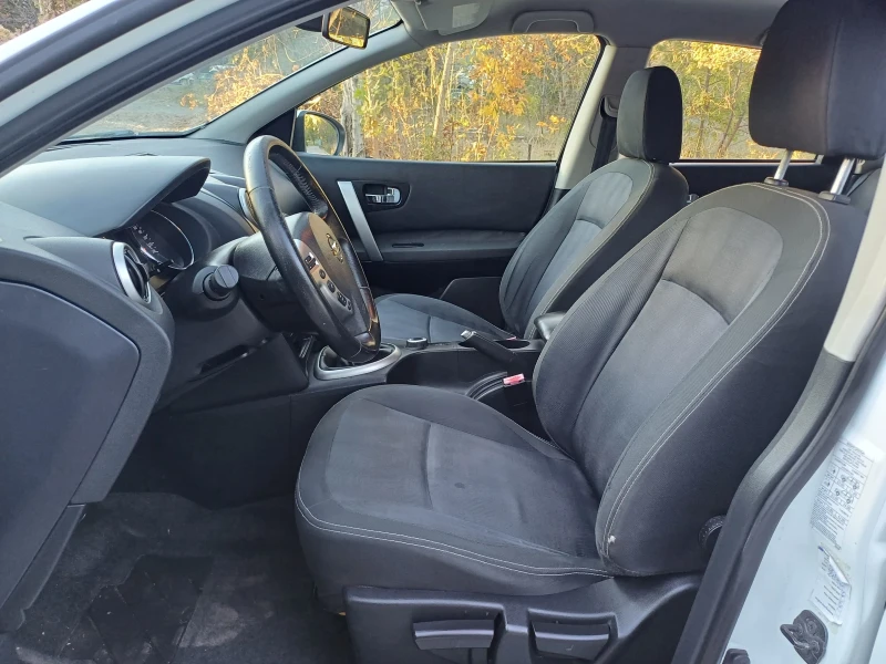 Nissan Qashqai 2.0 Dci, снимка 9 - Автомобили и джипове - 47669690