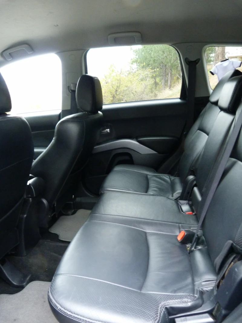 Peugeot 4007 2.2 HDI 156 к.с., кожа, 4х4, навигация, 7 места, снимка 16 - Автомобили и джипове - 52342799