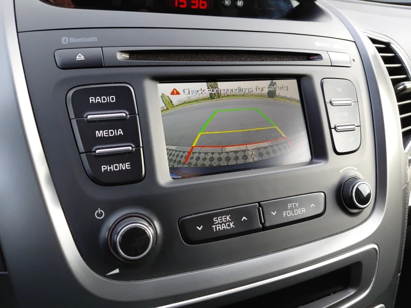 Kia Sorento 2.2 D Facelift, снимка 10 - Автомобили и джипове - 52508248