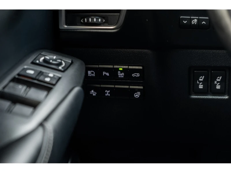 Lexus NX 200t * * CARFAX * * АВТО КРЕДИТ * * , снимка 13 - Автомобили и джипове - 52657086